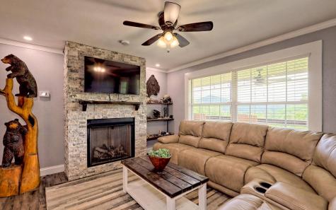141 Fairview Avenue Blairsville GA 30512