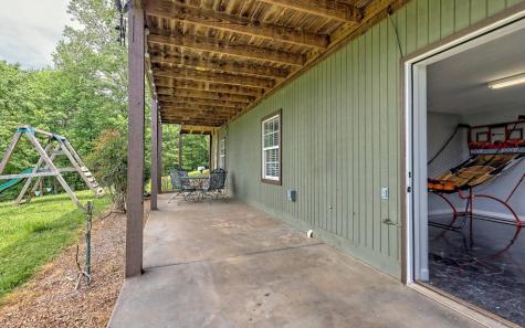 141 Fairview Avenue Blairsville GA 30512