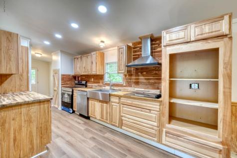 48 Green Trail Brasstown NC 28902