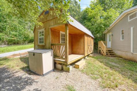 48 Green Trail Brasstown NC 28902