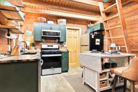 211 S Poplar Drive S Jasper GA 30143