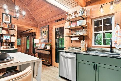 211 S Poplar Drive S Jasper GA 30143