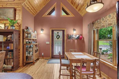 15 Noblet Drive Hiawassee GA 30546