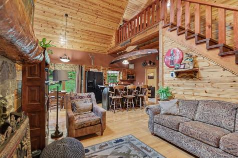 15 Noblet Drive Hiawassee GA 30546