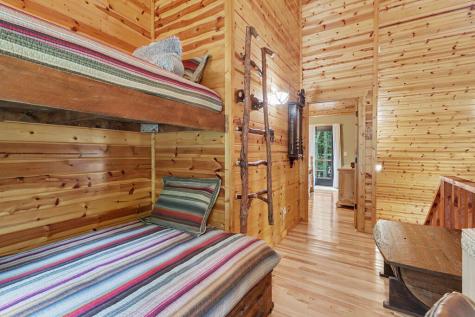 15 Noblet Drive Hiawassee GA 30546