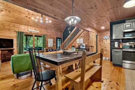279 S Riverview Ellijay GA 30536