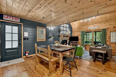 279 S Riverview Ellijay GA 30536