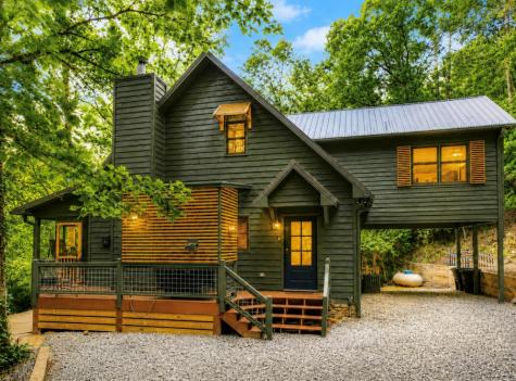 279 S Riverview Ellijay GA 30536
