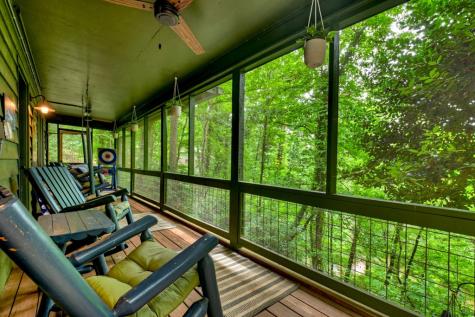279 S Riverview Ellijay GA 30536