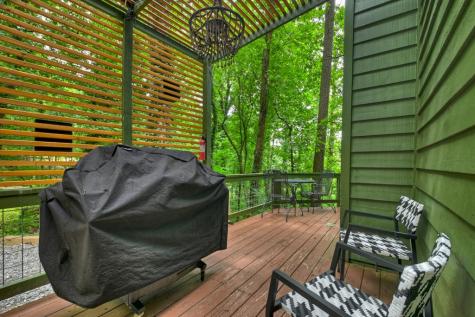 279 S Riverview Ellijay GA 30536