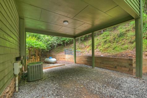 279 S Riverview Ellijay GA 30536