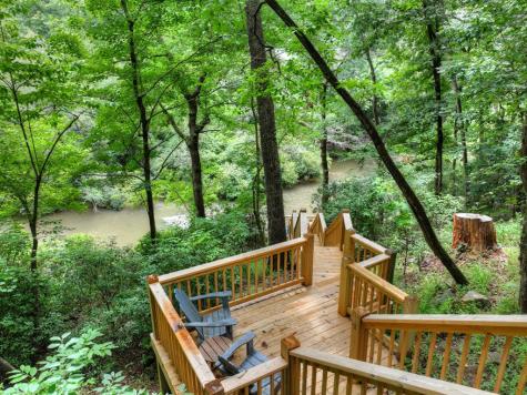 279 S Riverview Ellijay GA 30536