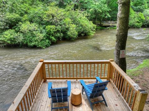 279 S Riverview Ellijay GA 30536