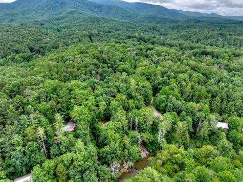 279 S Riverview Ellijay GA 30536