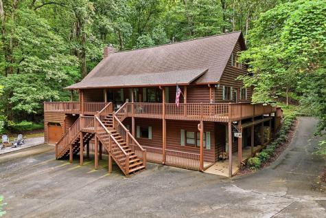 314 Northcutt Road/hwy 515 Ellijay GA 30540