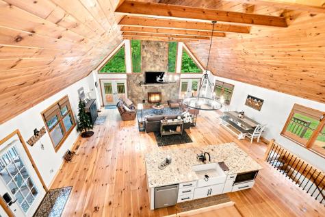 314 Northcutt Road/hwy 515 Ellijay GA 30540