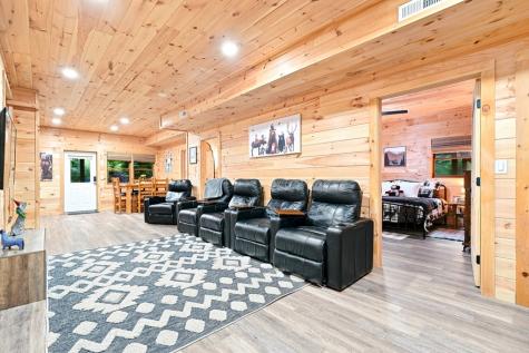 314 Northcutt Road/hwy 515 Ellijay GA 30540