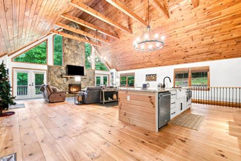 314 Northcutt Road/hwy 515 Ellijay GA 30540