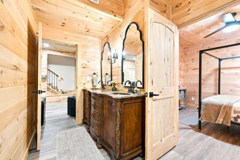 314 Northcutt Road/hwy 515 Ellijay GA 30540