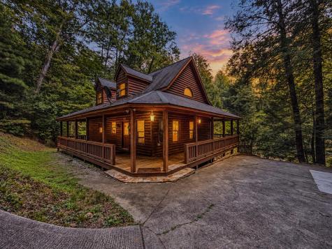 525 Gallery Court Ellijay GA 30540
