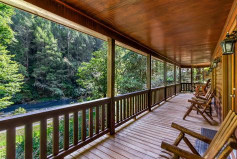 525 Gallery Court Ellijay GA 30540