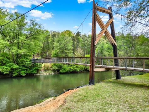 8 17th Street Ellijay GA 30540