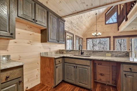 811 Mangums Trail Blue Ridge GA 30513