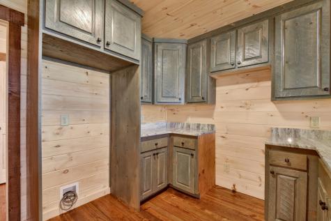 811 Mangums Trail Blue Ridge GA 30513