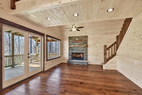 811 Mangums Trail Blue Ridge GA 30513