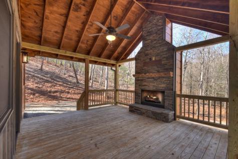 811 Mangums Trail Blue Ridge GA 30513