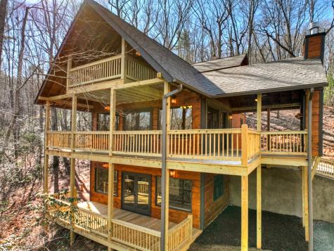 811 Mangums Trail Blue Ridge GA 30513