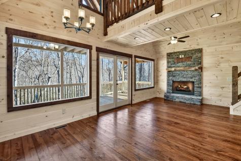 811 Mangums Trail Blue Ridge GA 30513