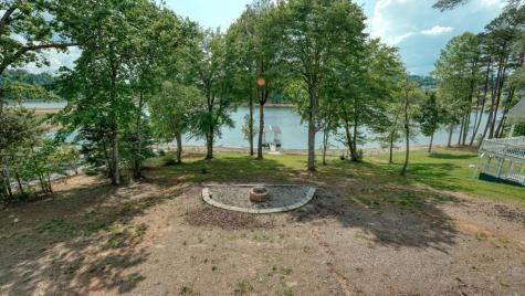 38 Edgewater Lane Blairsville GA 30512