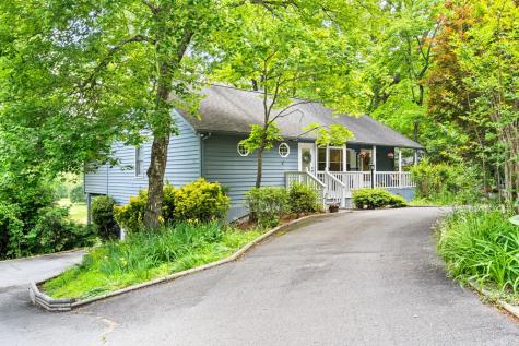 5686 Pine Crest Road Young Harris GA 30582