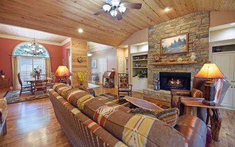 4819 Itsey Trail Hiawassee GA 30546