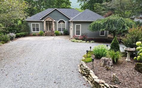 4819 Itsey Trail Hiawassee GA 30546