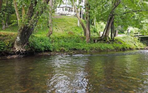 4819 Itsey Trail Hiawassee GA 30546