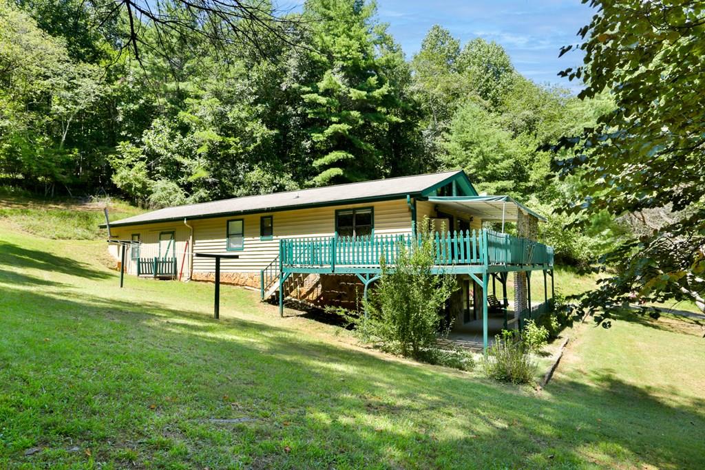 322 Hall Road Warne NC 28909