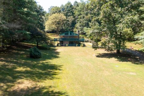 322 Hall Road Warne NC 28909