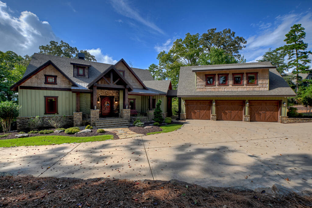 955 Old Toccoa Loop Mineral Bluff GA 30559