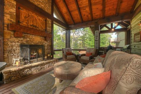 955 Old Toccoa Loop Mineral Bluff GA 30559