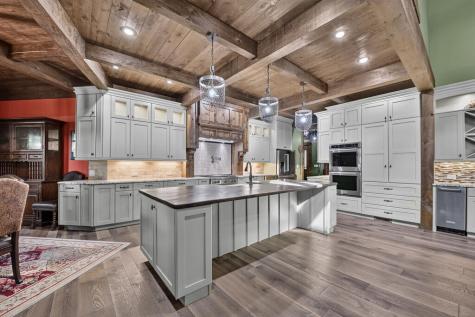 955 Old Toccoa Loop Mineral Bluff GA 30559