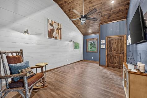 955 Old Toccoa Loop Mineral Bluff GA 30559