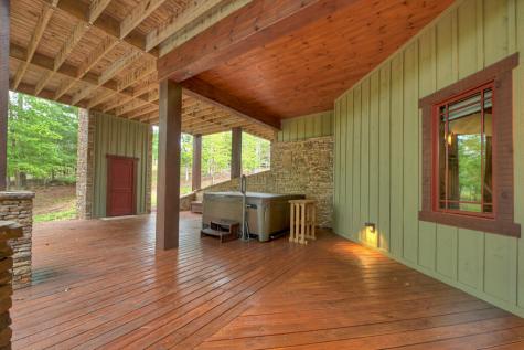 955 Old Toccoa Loop Mineral Bluff GA 30559