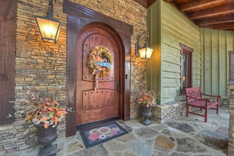 955 Old Toccoa Loop Mineral Bluff GA 30559