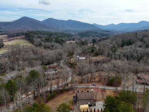 62 Hood Acres Road Young Harris GA 30582