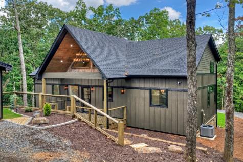93 Silver Oaks Court Blue Ridge GA 30513