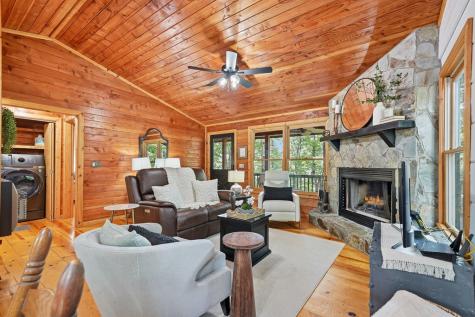 252 Granny Branch Drive Blue Ridge GA 30513