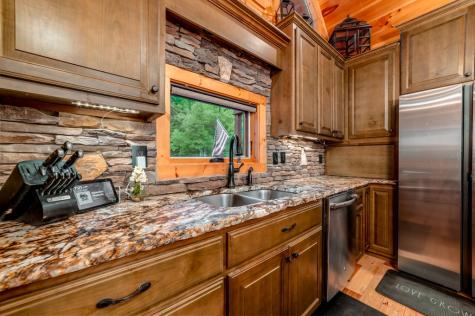 5830 Fairview Road Marble NC 28905