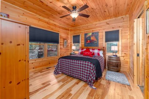 5830 Fairview Road Marble NC 28905